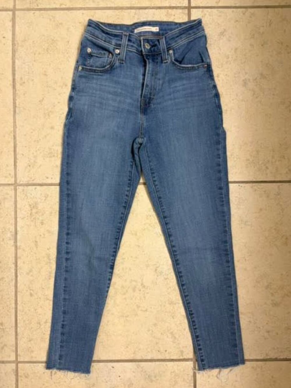 LEVI'S 721 Women's High Rise Skinny Jeans W26 Medium Wash Blue Denim